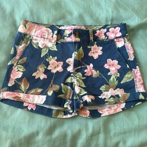 American Eagle Shorts! New! Super Stretch Size XS